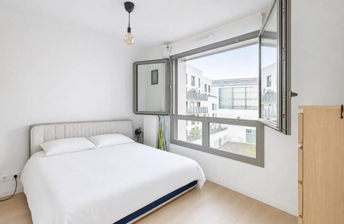 Duplex lumineux avec terrasse à Colombes — photo 4