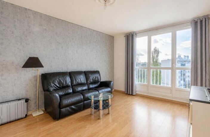 Lumineux studio sans vis-à-vis à Garges-lès-Gonesse — photo 2
