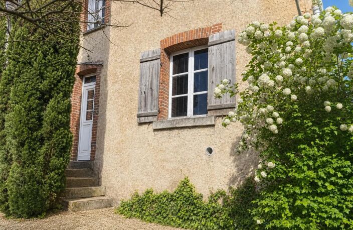 Maison spacieuse à La Chapelle-d'Angillon — photo 2