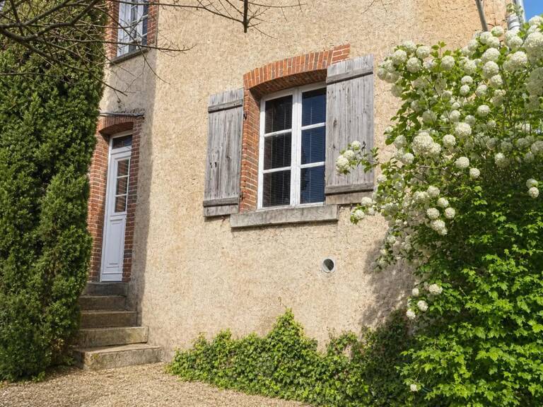 Maison spacieuse à La Chapelle-d'Angillon — photo 1