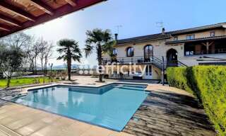 Maison 8 Pièces 413 m² à vendre à Uchizy (71700)