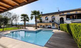 Maison 8 Pièces 413 m² à vendre à Uchizy (71700)