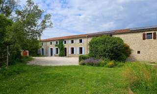 Maison 8 Pièces 241 m² à vendre à Courant (17330)