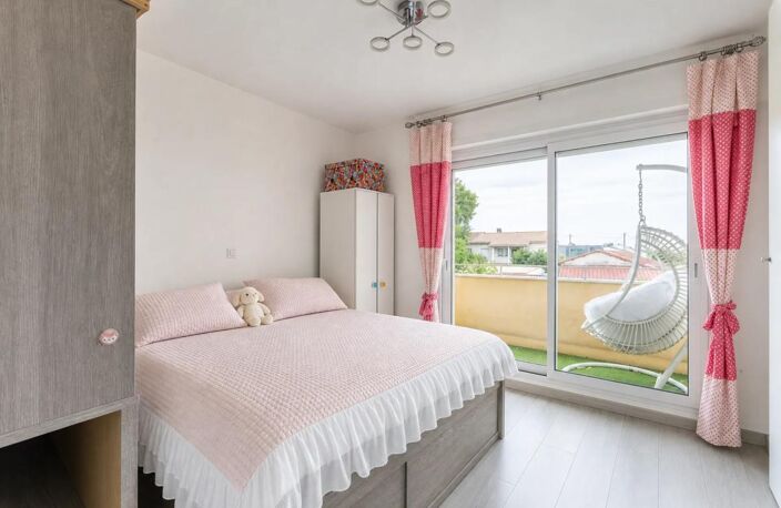 Appartement de 3 pièces de 80 m² située près de Bordeaux — photo 2