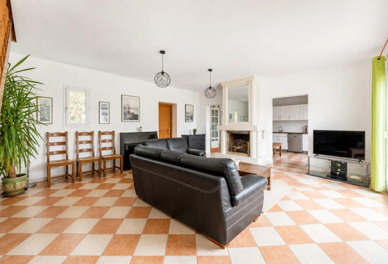 Baurech : maison 152 m², piscine, vue panoramique, grand garage — photo 1