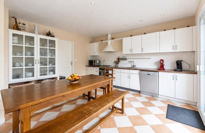 Baurech : maison 152 m², piscine, vue panoramique, grand garage — photo 2