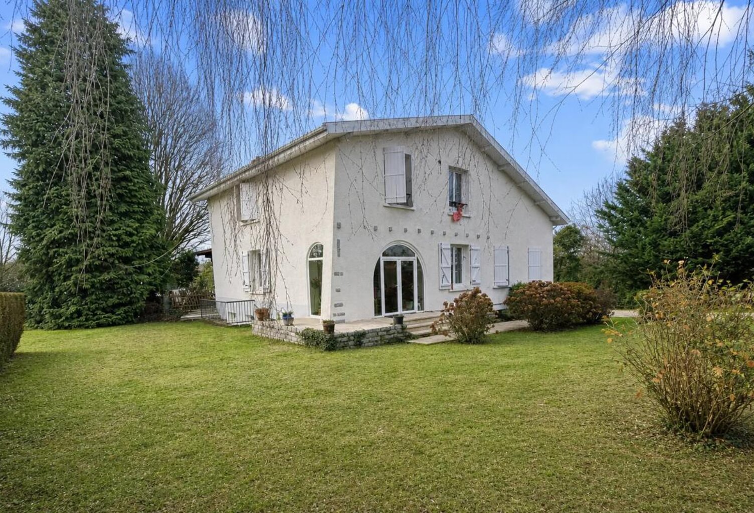 Maison familiale lumineuse à Cussac — photo 1