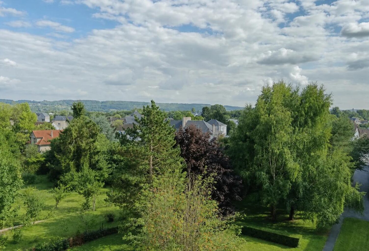 Bel appartement lumineux de 52 m² avec vue dégagée — photo 1