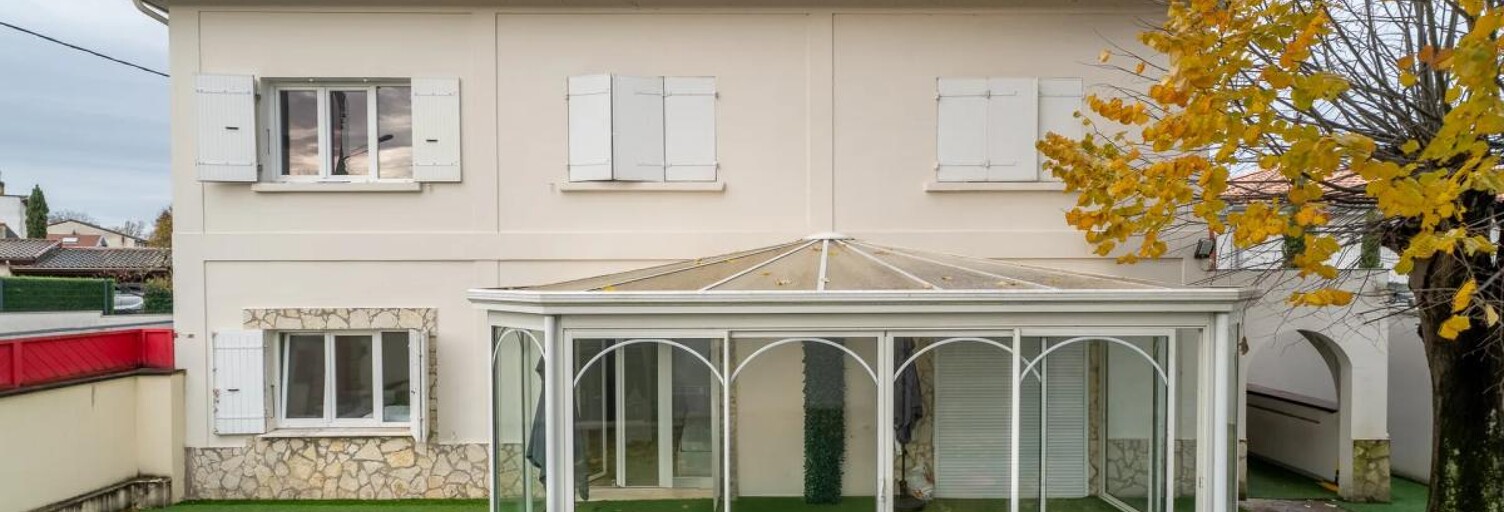 Maison 10 Pièces 220 m² à vendre à Cenon (33150)