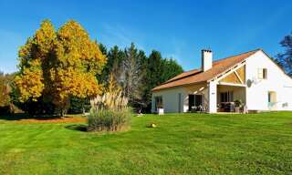 Maison 6 Pièces 220 m² à vendre à Tourtoirac (24390)