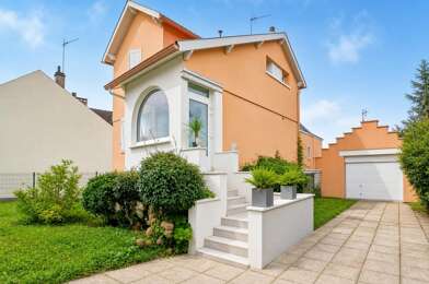Maison 5 pièces 300000 €