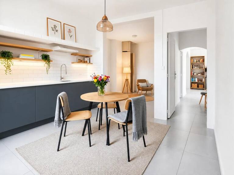Appartement de 1 pièce de 160 m² situé à Béziers — photo 1