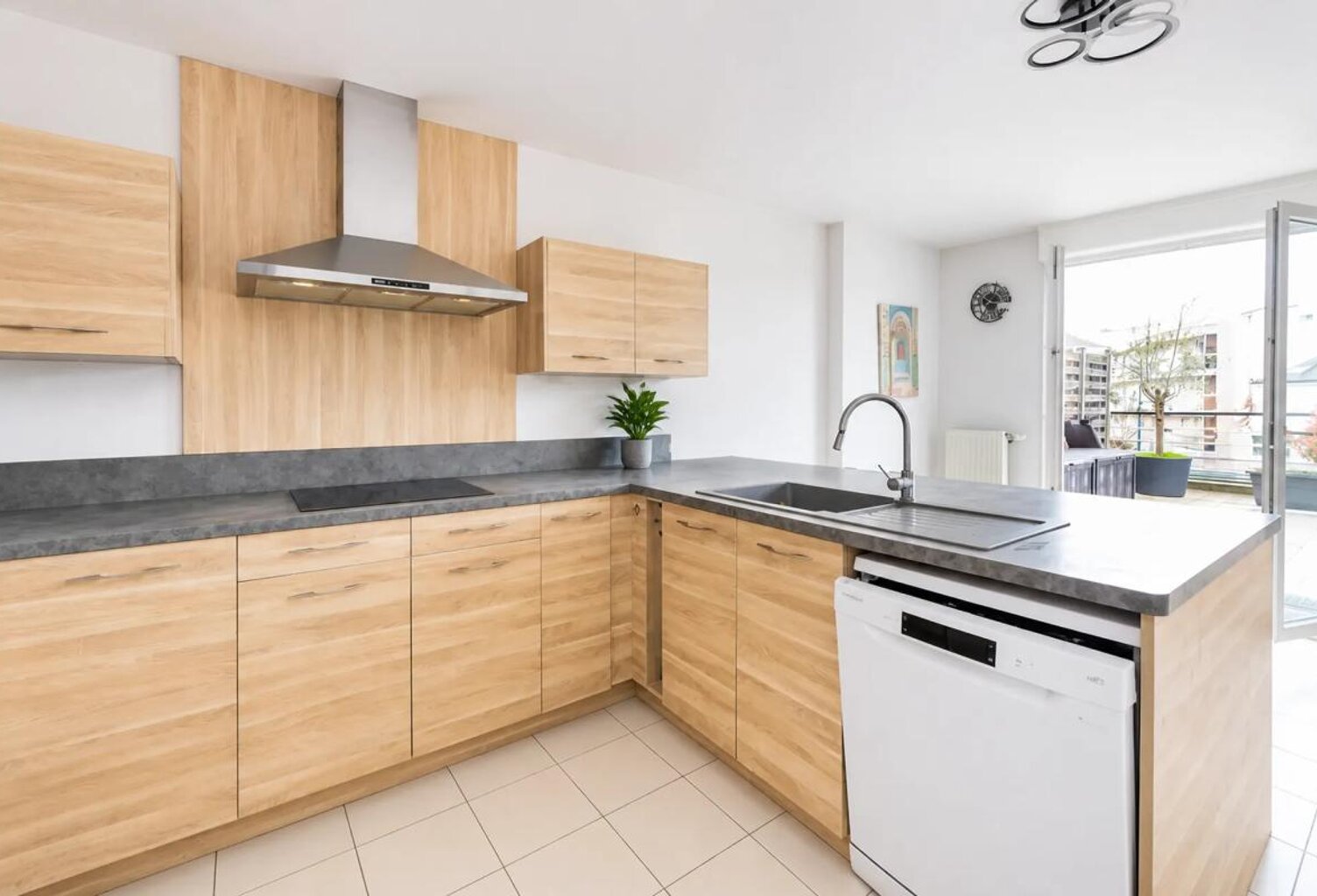 Appartement familial 106 m² à Corbeil-Essonnes — photo 1