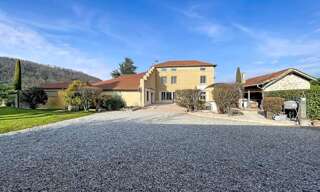 Maison 11 Pièces 310 m² à vendre à Charmes-sur-l'Herbasse (26260)