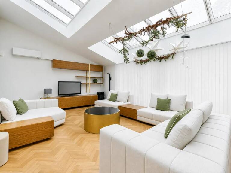 Basse-Goulaine : 450 m² — photo 1