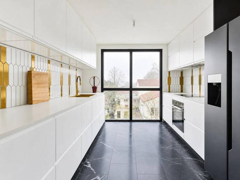 Basse-Goulaine : 450 m² — photo 1