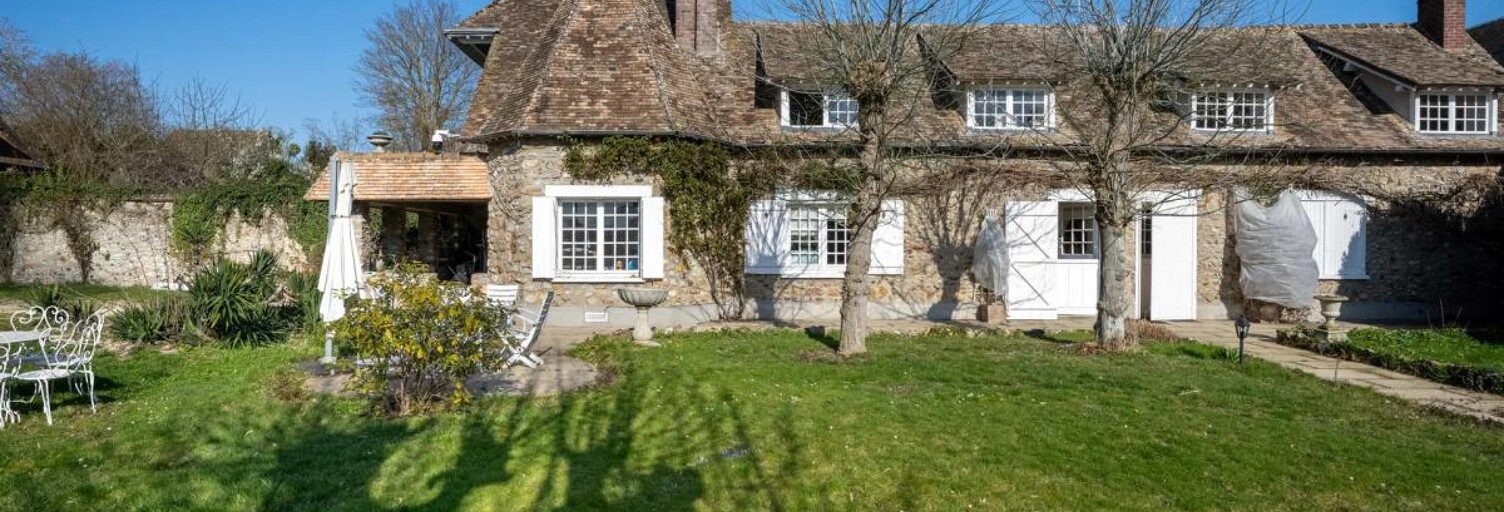 Appartement 8 Pièces 250 m² à vendre à Chambray (27120)