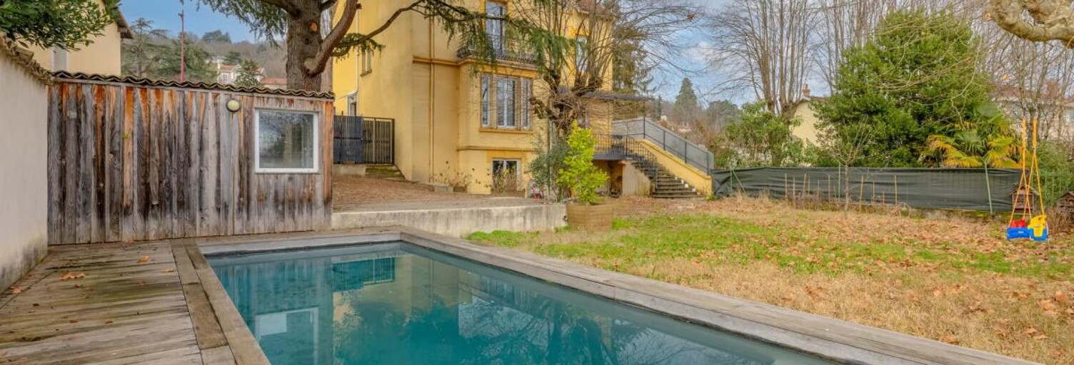 Maison 9 Pièces 207 m² à vendre à Neyron (01700)