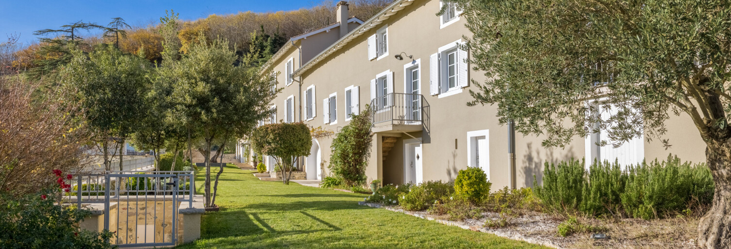 Maison 11 Pièces 525 m² à vendre à Régnié-Durette (69430)