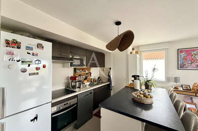 Appartement 3 pièces 163890 €