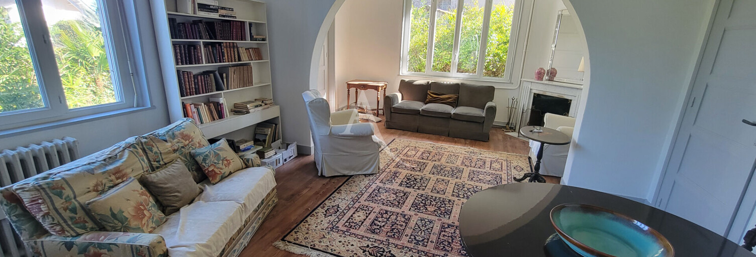 Maison 6 Pièces 136 m² à vendre à Gelos (64110)