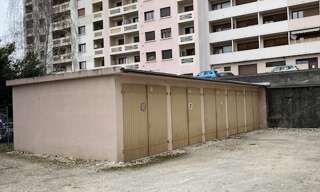 Garage  14 m² à louer à Gaillard (74240)