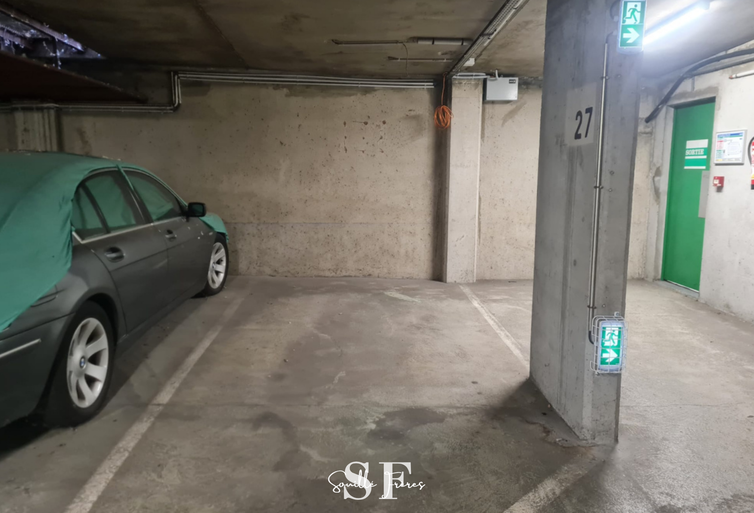 AGEN HYPER CENTRE - STATIONNEMENT PARKING SECURISÉ — photo 1