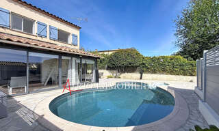 Maison 4 Pièces 102 m² à vendre à Cagnes-sur-Mer (06800)