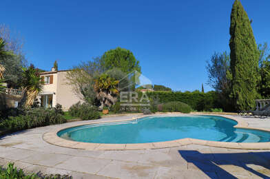 Maison 5 pièces 599000 €