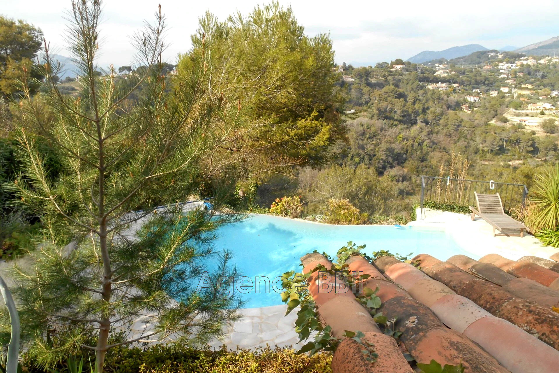 Villa / Maison  T7 à vendre Nice 06000