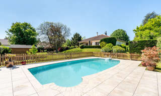 Maison 7 Pièces 268 m² à vendre à Dommartin (69380)