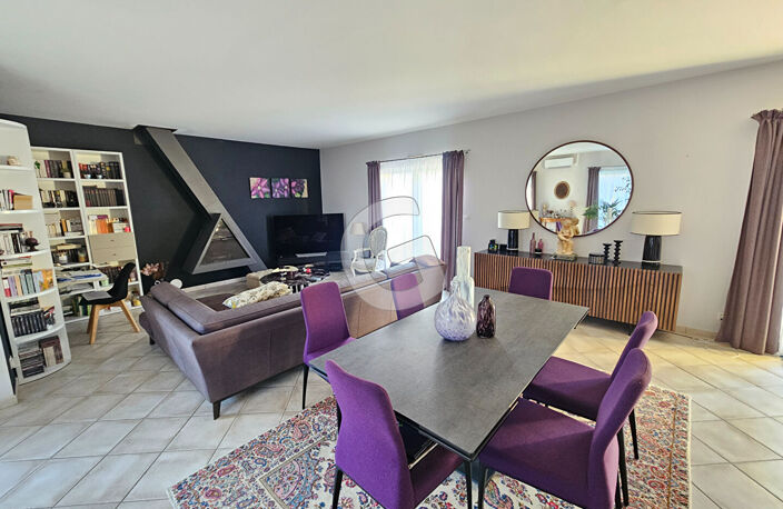 MAISON 4 PIÈCES - 158 M² - A VENDRE A LA TRANCHE SUR MER — photo 5