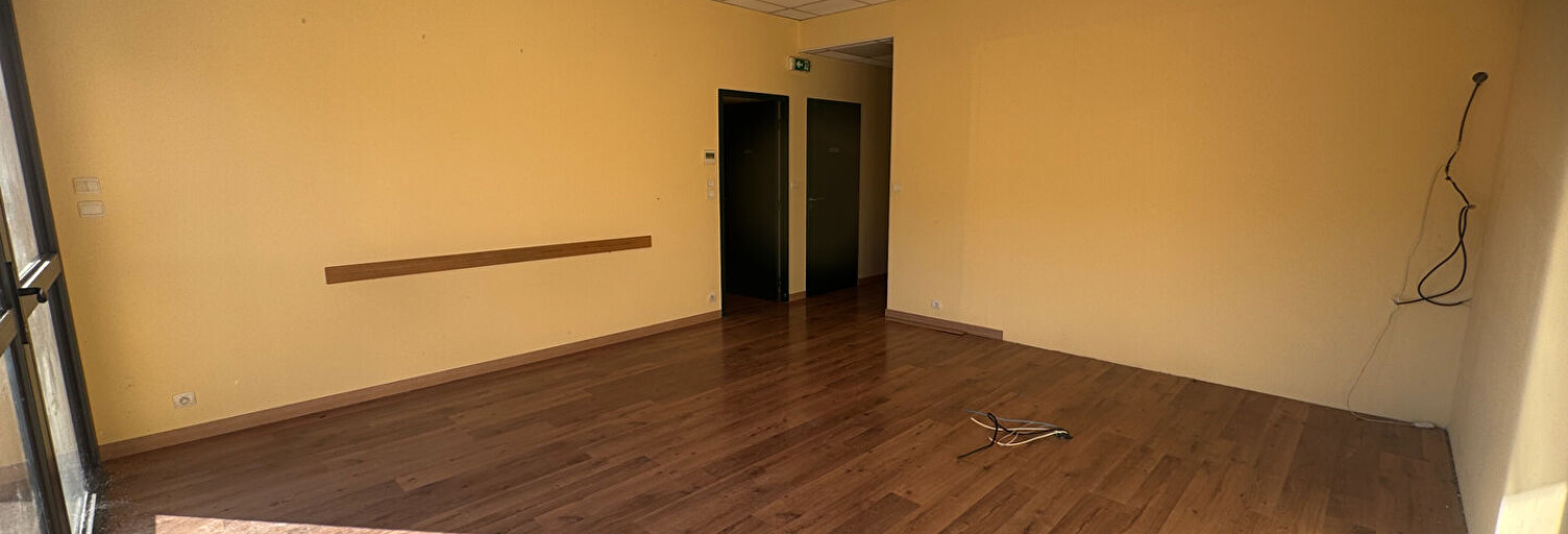 Commerce 3 Pièces 79 m² à louer à Aix-en-Provence (13090)