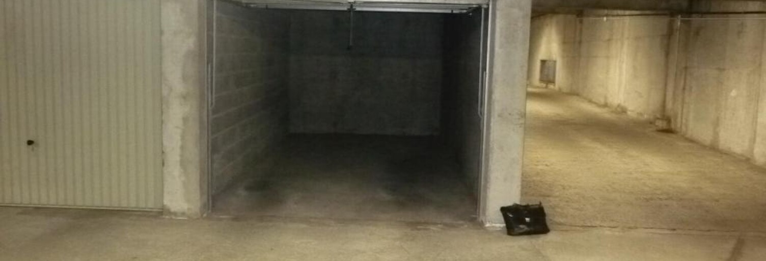 Garage  15 m² à louer à Meylan (38240)