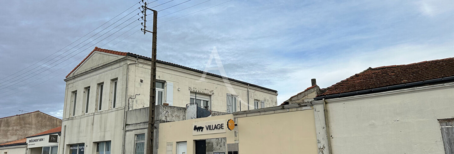 Immeuble  752 m² à vendre à Rochefort (17300)