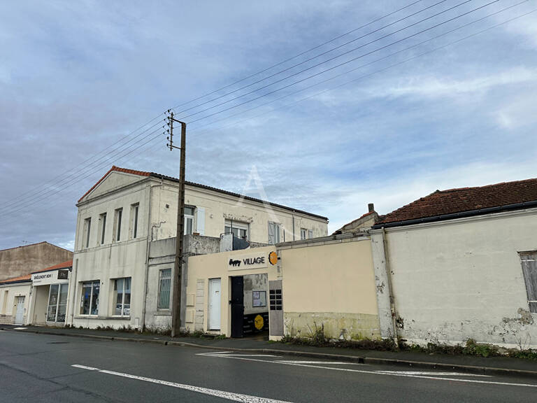 Ensemble Immobiler Centre ville Rochefort — photo 1