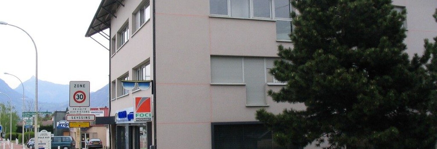Bureau 6 Pièces 129 m² à louer à Seyssins (38180)