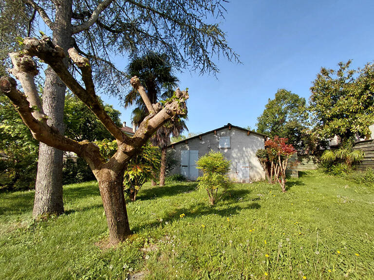 Maison divisible avec Jardin et garage — photo 1