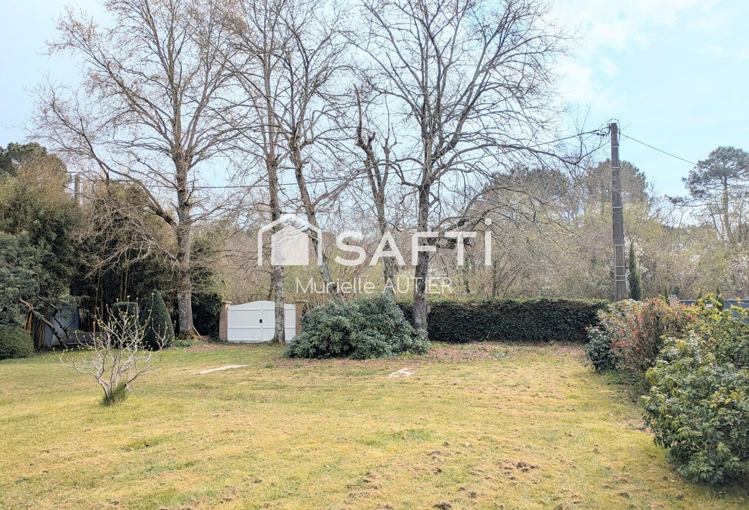 Terrain Constructible - 330 m²- Borné - Secteur calme — photo 1
