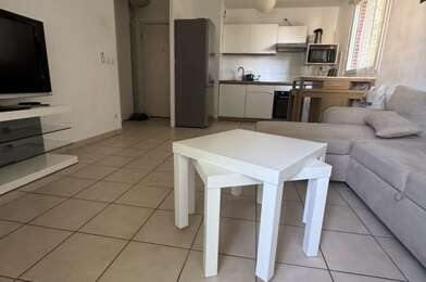 Appartement 3 pièces 1000 €