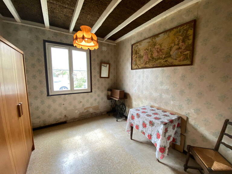 Maison de 101 m²  4 chambres, hangar 185 m², chai en pierres — photo 1
