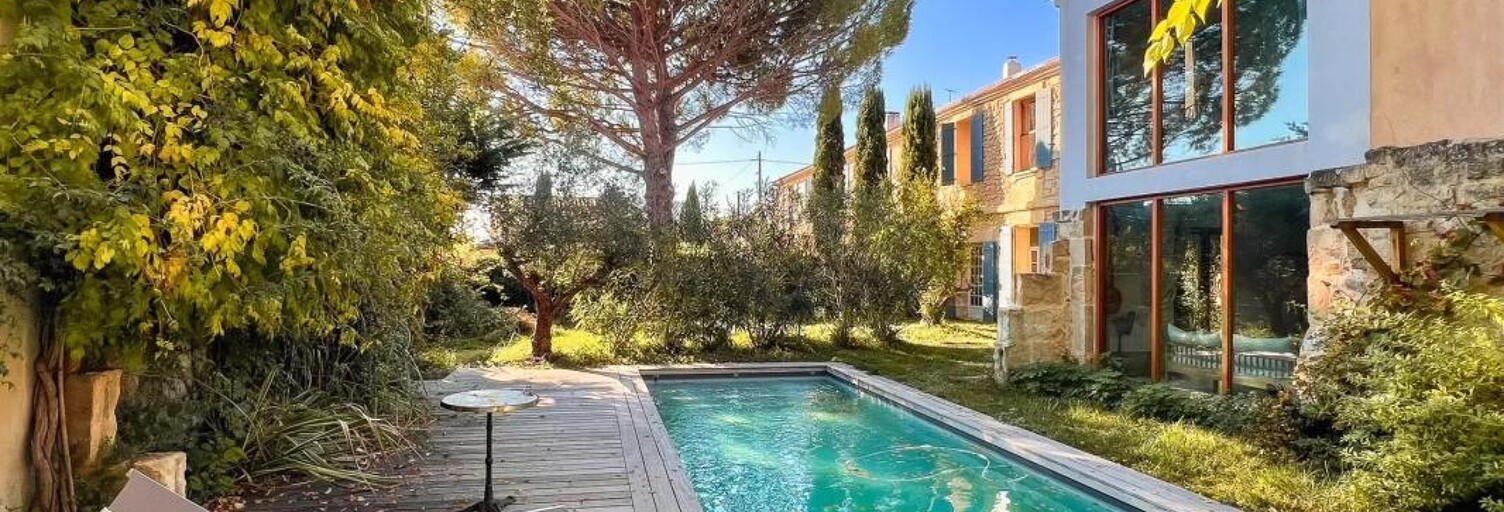Maison 6 Pièces 220 m² à vendre à Arles (13200)