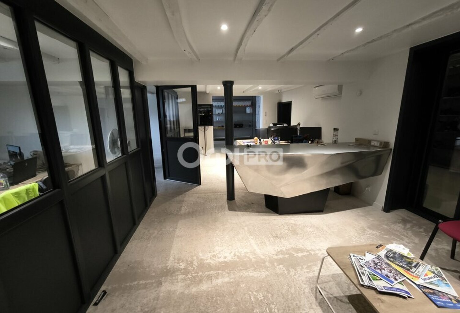 BUREAU LOFT A LOUER — photo 1