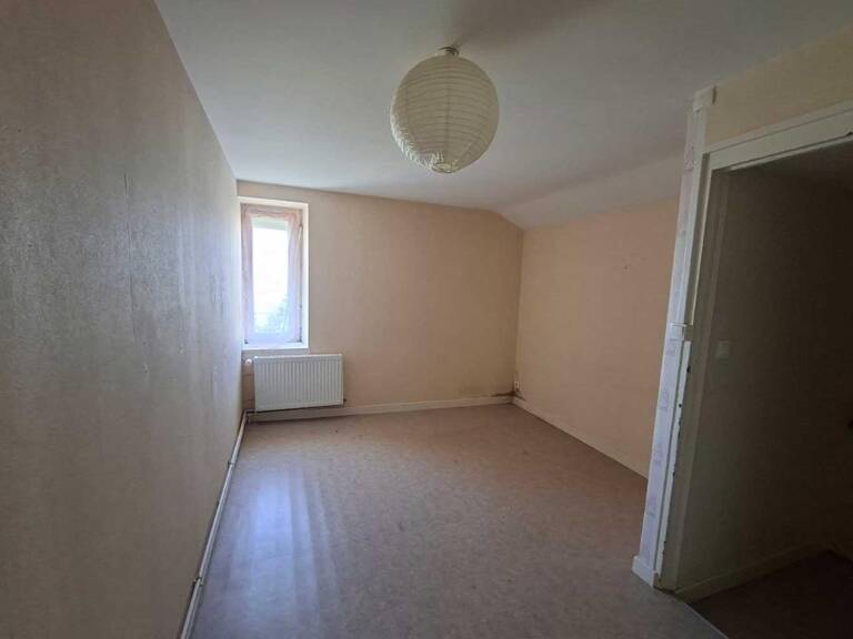 MAISON MITOYENNE 4 PIÈCES – 71 M² AVEC JARDIN DE 359 M² À MONTCEAU LES MINES — photo 1