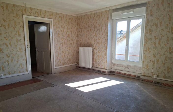 MAISON MITOYENNE 2 PIÈCES - 62 M² AVEC JARDIN DE 219 M² À MONTCEAU LES MINES — photo 3