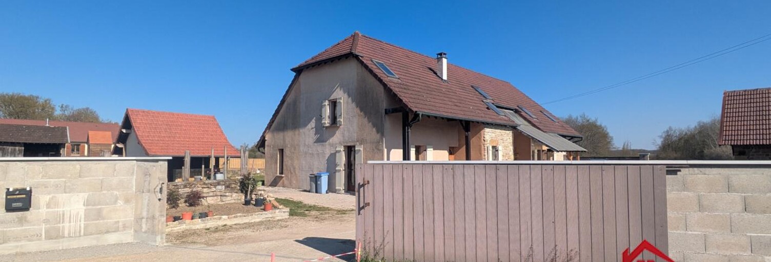 Maison 9 Pièces 270 m² à vendre à Francheville (39230)