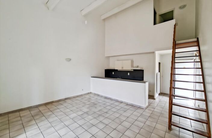 Maison avec jardin et garage — photo 4