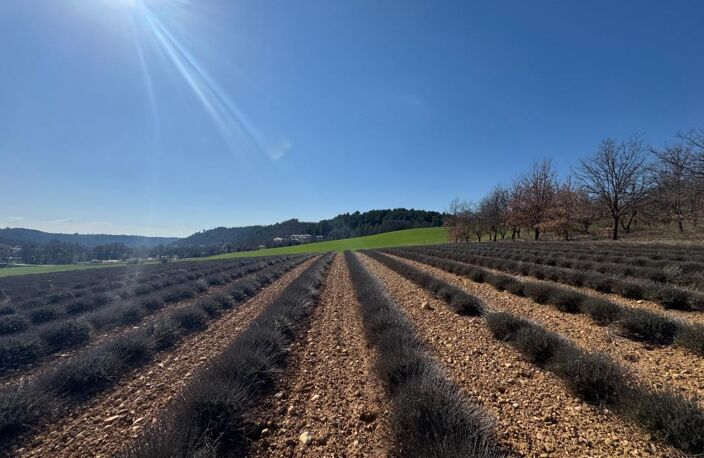 Terrain constructible de 750 m² - Roumoules — photo 5