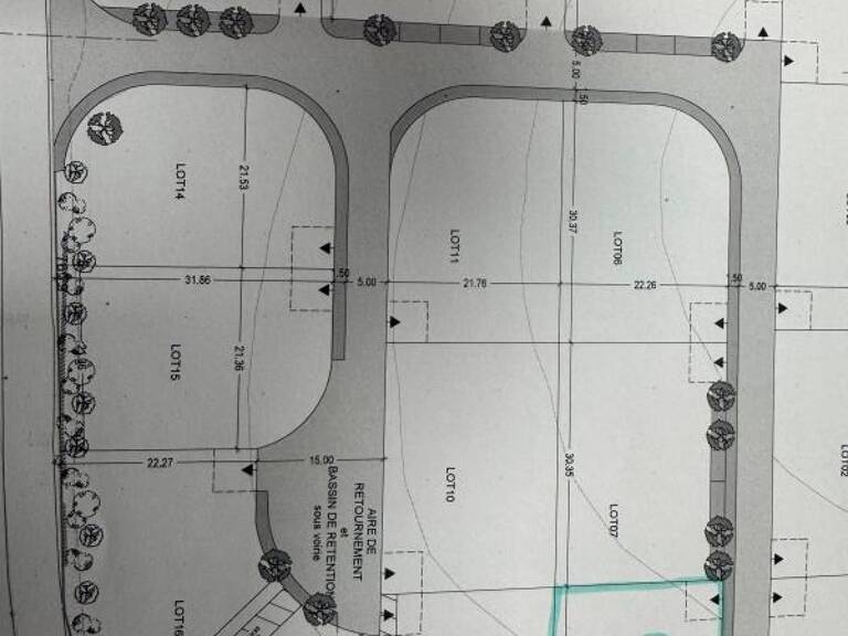 Terrain constructible de 662 m² - Roumoules — photo 1