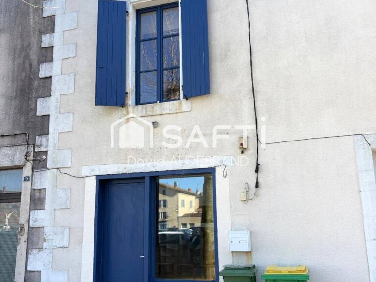 OPPORTUNITÉ RARE  IMMEUBLE RÉNOVÉ avec local commercial + appt — photo 1